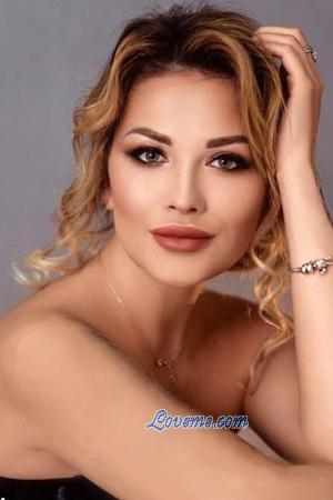 216868 - Alina Age: 33 - Ukraine