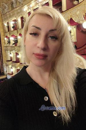 221102 - Iryna Age: 48 - Ukraine